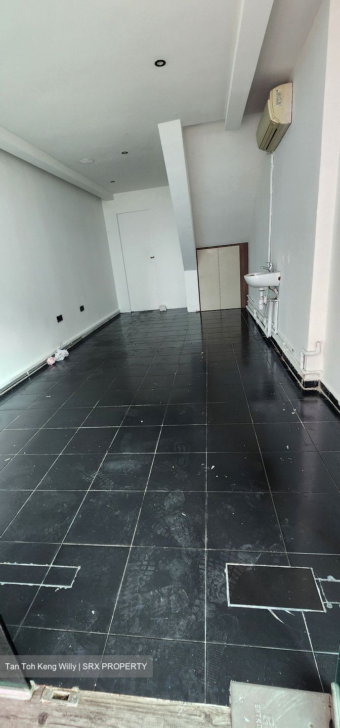 154 SERANGOON NORTH AVENUE 1 (D19), Shop House #500856231